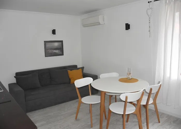 Sea / до морето Apartment *